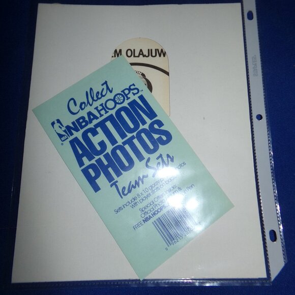 Vintage OFFICIAL NBA HOOPS BASKETBALL PRINT AKEEM OLAJUWON HOUSTON ROCKETS 1991 - Picture 3 of 4